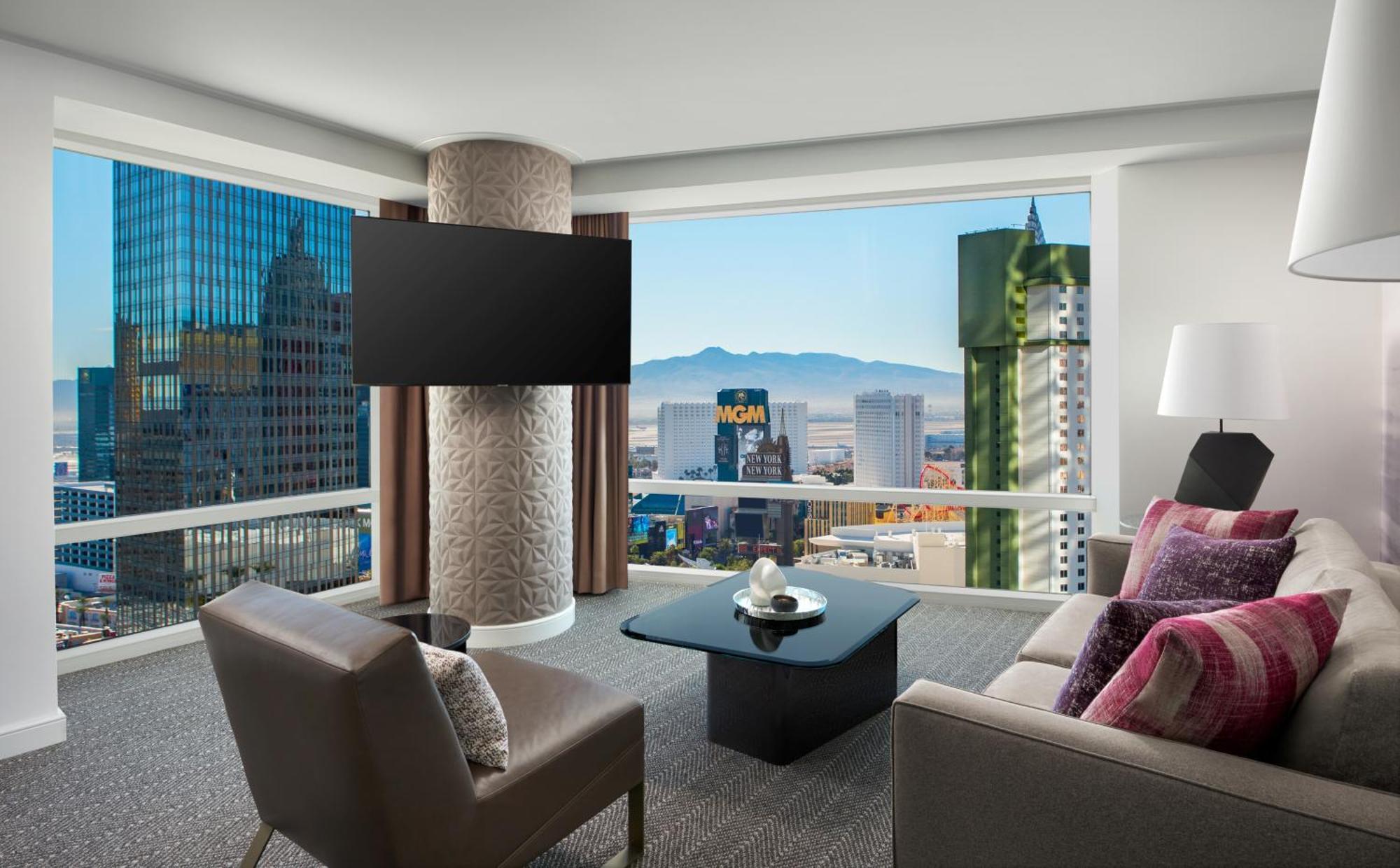 Corner Suite Strip View,1746853207:JPEG