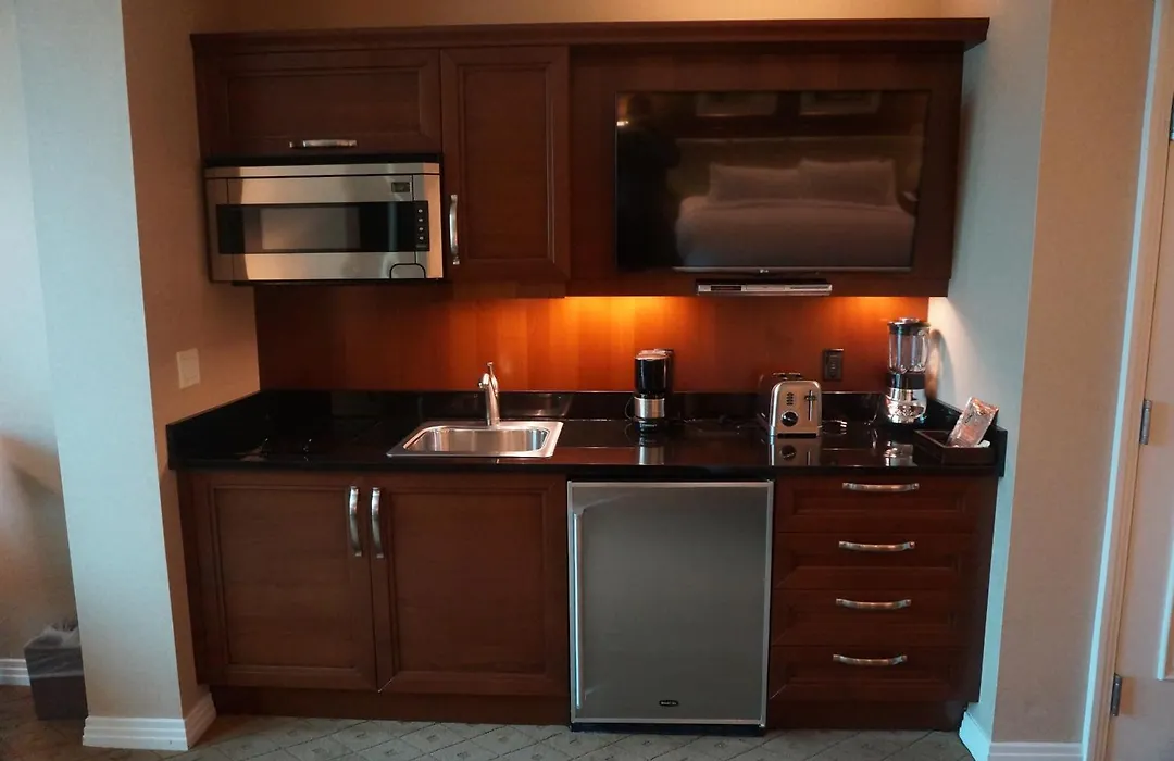 Luxury Suites International At The Signature-1